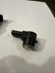 orig Mercedes PDC Sensor Parktronic A2125420018 palladiumsilber W204 W212 W207 - Bild 1 von 4