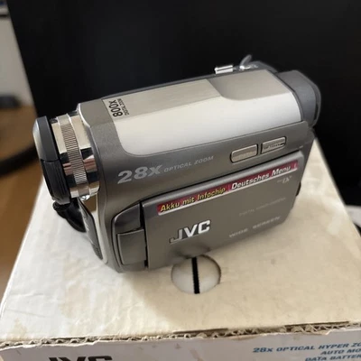 Camcoder JVC Digital Video Camera GR-D725 - Bild 1 von 4