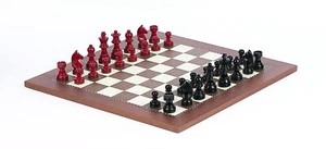 Moderne Staunton Schachmänner mit zwei zusätzlichen Königinnen mit Championbrett - Bild 1 von 3