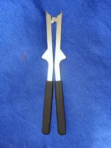 New Injector Retaining Clip Install & Removal Tool For 2013-24 GM 4.3,5.3L,6.2L - Picture 1 of 6