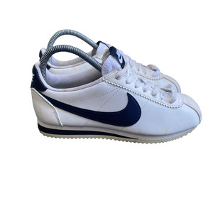 Nike Cortez Trainers for Women Black 