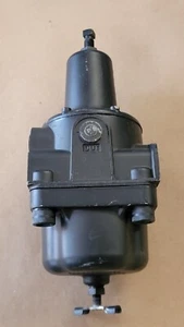 Regulador de presión Fisher Controls 67F RT de lote antiguo - Imagen 1 de 5