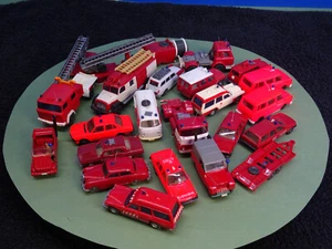 Diverse Modellhersteller Konvolut Bastelware Umbauten Bemahlt H0 1:87 ÖW33 - Picture 1 of 11
