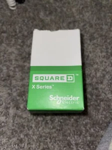 Square D, 15A GFCI SQR51101WH Outlet - Picture 1 of 3