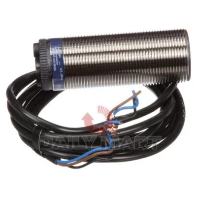 New In Box TELEMECANIQUE XSA-V11373 XSAV11373 Inductive Proximity Switch - Image 1 of 2