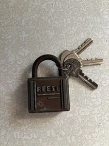 Vintage Reese Padlock Lock With 3 Keys - Picture 1 of 8