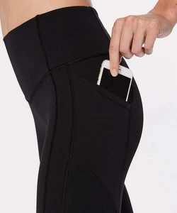 Lululemon All The Right Places (ATRP) schwarz geschnitten 23" - Bild 1 von 6