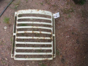 Oliver Tractor Grille Grill 770 880 - Picture 1 of 3