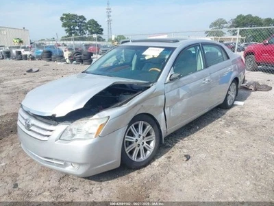 Fuse Box Engine Limited Thru 5/05 Fits 05 AVALON 4811968 - Imagem 1 de 4