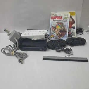 Nintendo Wii Console Bundle 512mb, 2 Games, 4 Remotes, Sensor Plus Cords Tested - Picture 1 of 18