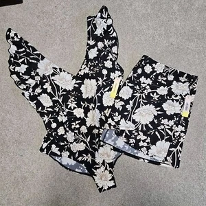 NEW Summersalt Ruffle Backflip One Piece Swimsuit Paradise Floral W/Skirt Sz 22 - Picture 1 of 9