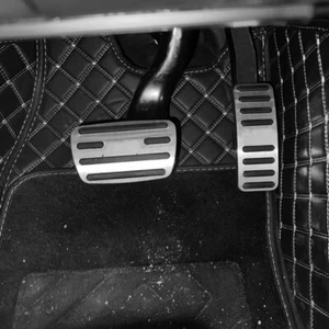 Non-slip Stainless Steel Brake Accelerator Pedal Cover for Buick Encore GX 2020+ - Picture 1 of 7