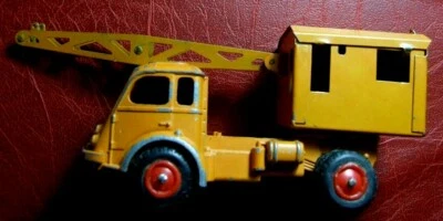 Renault Trattore Stradale Camion Gru CIJ Camion - Immagine 1 di 4