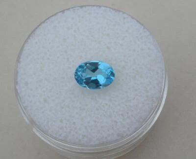Swiss Blue Topaz Oval Faceted Loose Natural Gem 7x5mm  - Image 1 of 4
