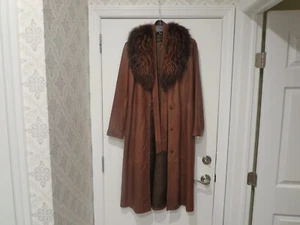 PASHAVENETO WOMENS VERA PELLE ITALIAN LEATHER COAT FUR TRIM VERY NICE CONDITION! - Picture 1 of 11