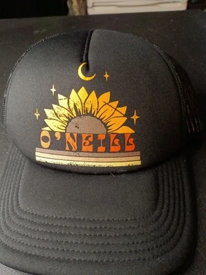 Sombrero O'Neill Negro Channing Trucker Snapback Malla Espalda Girasol, Estrellas y Luna Foto 1 de 3