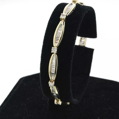 10K Yellow Gold  3.00 Carat Round Brilliant & Baguette Diamond Tennis Bracelet - Image 1 of 4