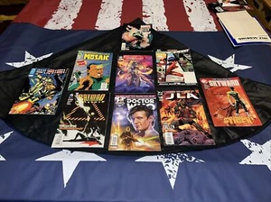 9 Comic Books - Picture 1 of 19