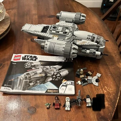 LEGO STAR WARS The Razor Crest Mandalorian Set & Minifiguras 75292- 98% COMPLETO Foto 1 de 4