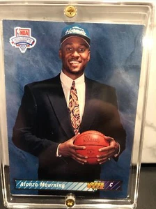 1992-93 cubierta superior #2 ALONZO MOURNING Hornets novato - Imagen 1 de 2