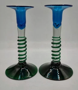 Vintage Paar handgeblasene Kunst Glas Kerzenhalter blau grün klar angewandt Rigoree 8,5 Zoll - Bild 1 von 7