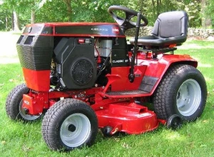 WHEEL HORSE TRACTORS B C D D250 6 & 8 SPEED SERVICE MANUAL OP OWNER OPERATORS - Picture 1 of 4