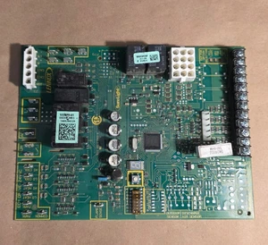 Placa de control del horno Honeywell S9231F1013 103699-01 - Imagen 1 de 3