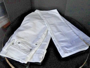 Levis 511 Jeans 31" x 32"  White Slim Fit Stretch Denim 5 Pocket Classic Zip Fly - Picture 1 of 9