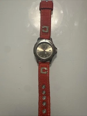 reloj chicos signo de la paz banda roja vintage Foto 1 de 3