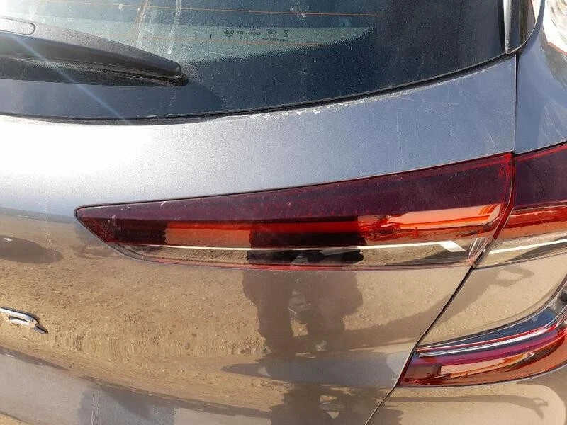 265501234R INNENRÜCKLEUCHTE RECHTS 5137740 für RENAULT CAPTUR II (HF ) TCE 140 Foto 1 de 4