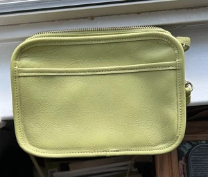 Coach Carnival Lime Green Leather Zipper Crossbody Bag - Vintage #9925 - Picture 1 of 10