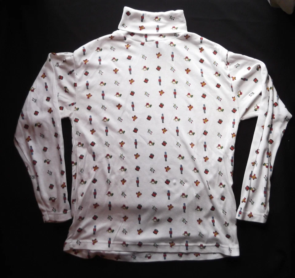 Vintage CHIC LONG SLEEVE TURTLENECK W/ NUTCRACKERS DRUMS Pattern SIZE M - Image 1 of 1