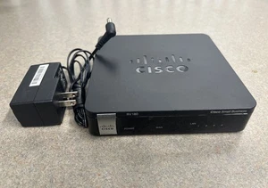 Cisco Small Business Single Band RV180 VPN 4 Port Router - Picture 1 of 2