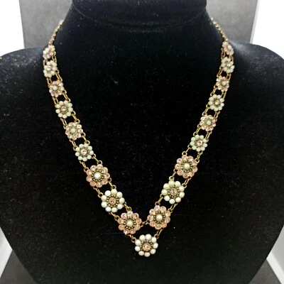 Collar Michal Negrin V perlas crema y cristales de Swarovski flores regalo romántico Foto 1 de 4