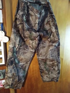 pre-owned frogg toggs real tree camo pants for hunting or fishing water proof - Picture 1 of 14