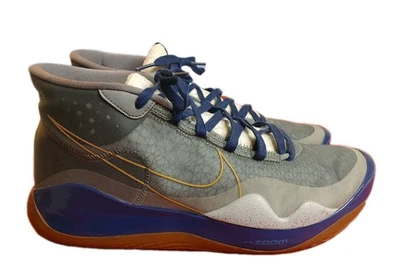 Nike Hombres KD 12 Talla 13 Gris/Azul Marino con Parte Inferior de Goma Personalizada Foto 1 de 4