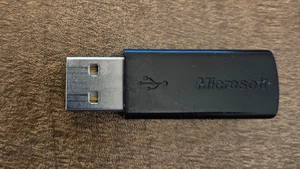 Microsoft 2.4 GHz Transceiver V7.0 Model 1423 P/N X821683-023 - Picture 1 of 2