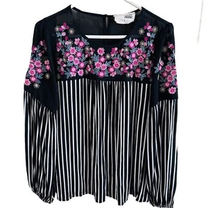 Top Savannah Jane Grande Negro Blanco Rayas Metálico Floral Bordado - Imagen 1 de 8
