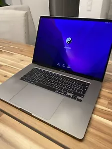 Apple MacBook Pro 16 Zoll 512GB 2019 Intel i7 9. Gen, 4,50GHz, 16GB Ende 2021 KD - Bild 1 von 11