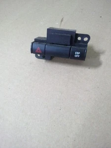 08-10 Chrysler Caravan Hazard Light ESP Off Traction Control Switch FC-36 - Bild 1 von 2