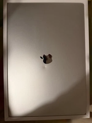 Apple MacBook Pro 16 Zoll 512 GB touchbar - Bild 1 von 4