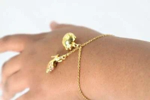 Hello Kitty Gold Fersenarmband mit Edelsteinen | Momoberry Sanrio - Bild 1 von 4