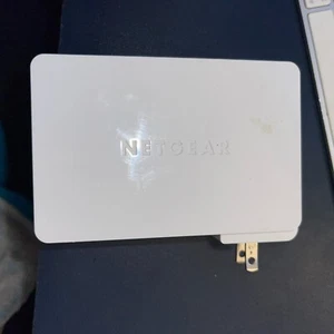 NETGEAR Universal Dual Band WiFi Range Extender Model WN3500RP Tested - USA - Picture 1 of 9