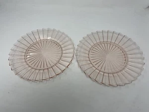 Pink depression glass Sierra pinwheel 9 inch plates - Picture 1 of 4
