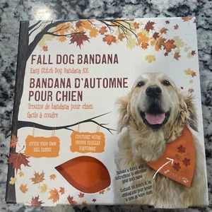 Easy Stitch Hunde Bandana Set. Nähen Sie Ihre eigenen Herbstblätter und Hund Namen. - Bild 1 von 7