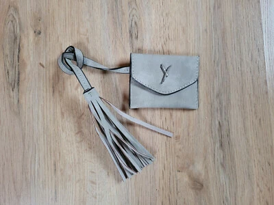 Tasche Portemonnaie grau Suri Frey — 第 1/2 张图片