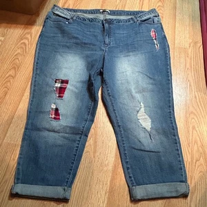 Woman Within Damen Plus Size Crop Jeans kariert Patched Distressed Denim - Bild 1 von 6