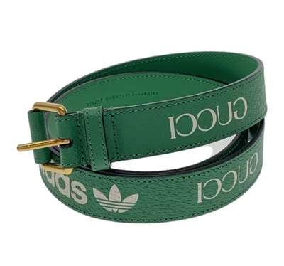 Cintura in pelle con logo adidas Gucci 702277 verde lunghezza totale 107 cm - Immagine 1 di 4