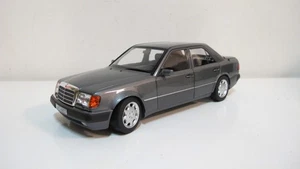 1:18 NOREV MERCEDES BENZ 500E W124 SEDAN GRAY FULL OPEN DIECAST CARS - Picture 1 of 10