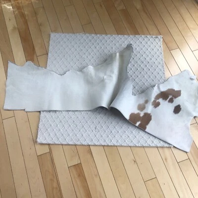 Chatarra de cuero de vaca pelo en piel ideal para carteras cinturones Foto 1 de 4